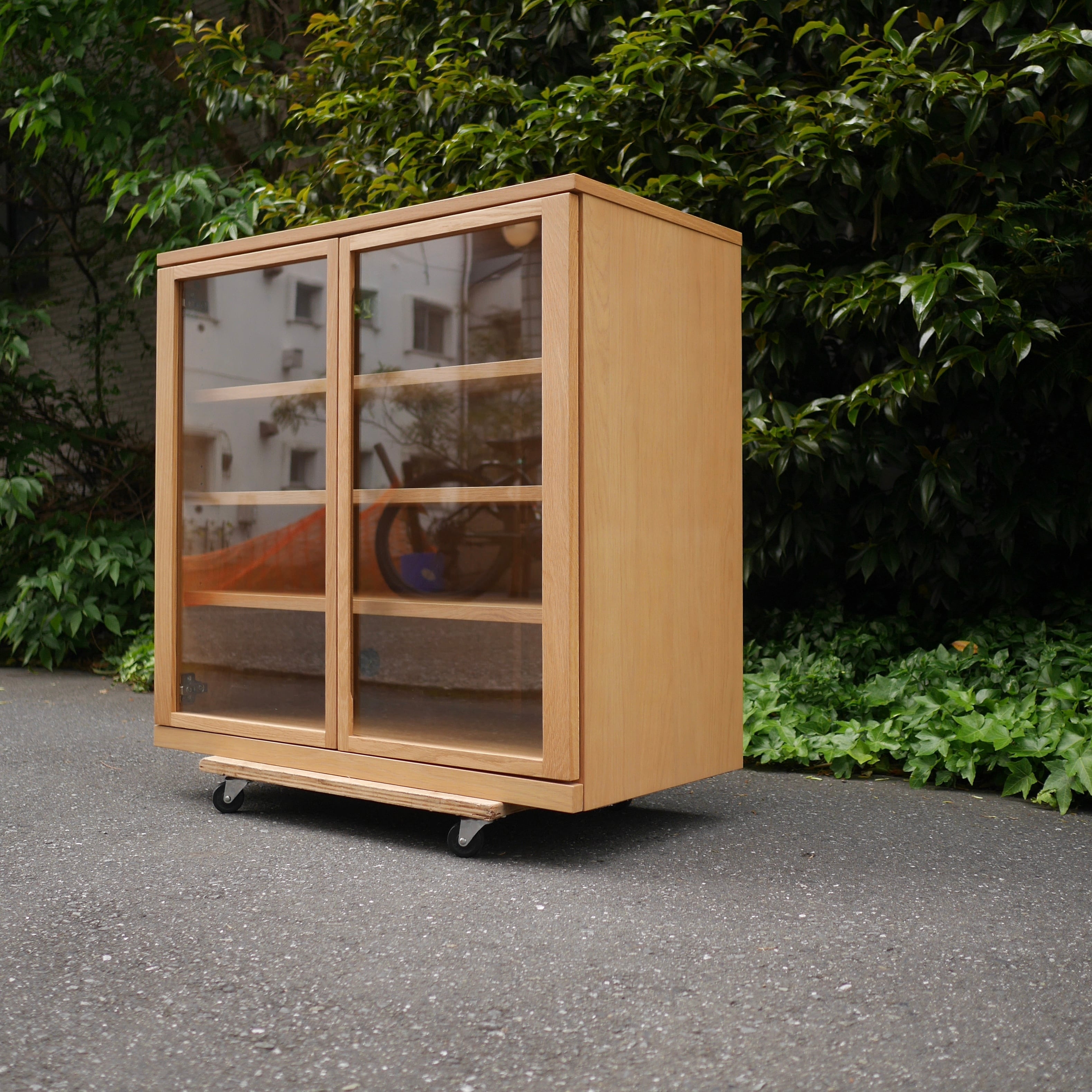 無印良品 木製ガラスキャビネット | トリノス-torinoth- | 新宿区