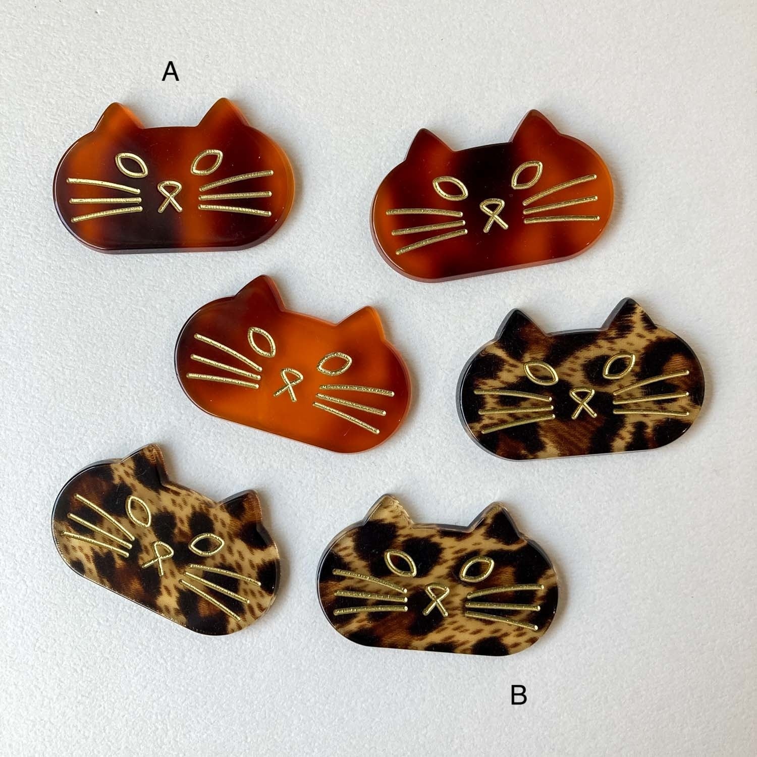 オンライン限定》丸顔猫のデコパーツM（43mm） | Dua-アクセサリー