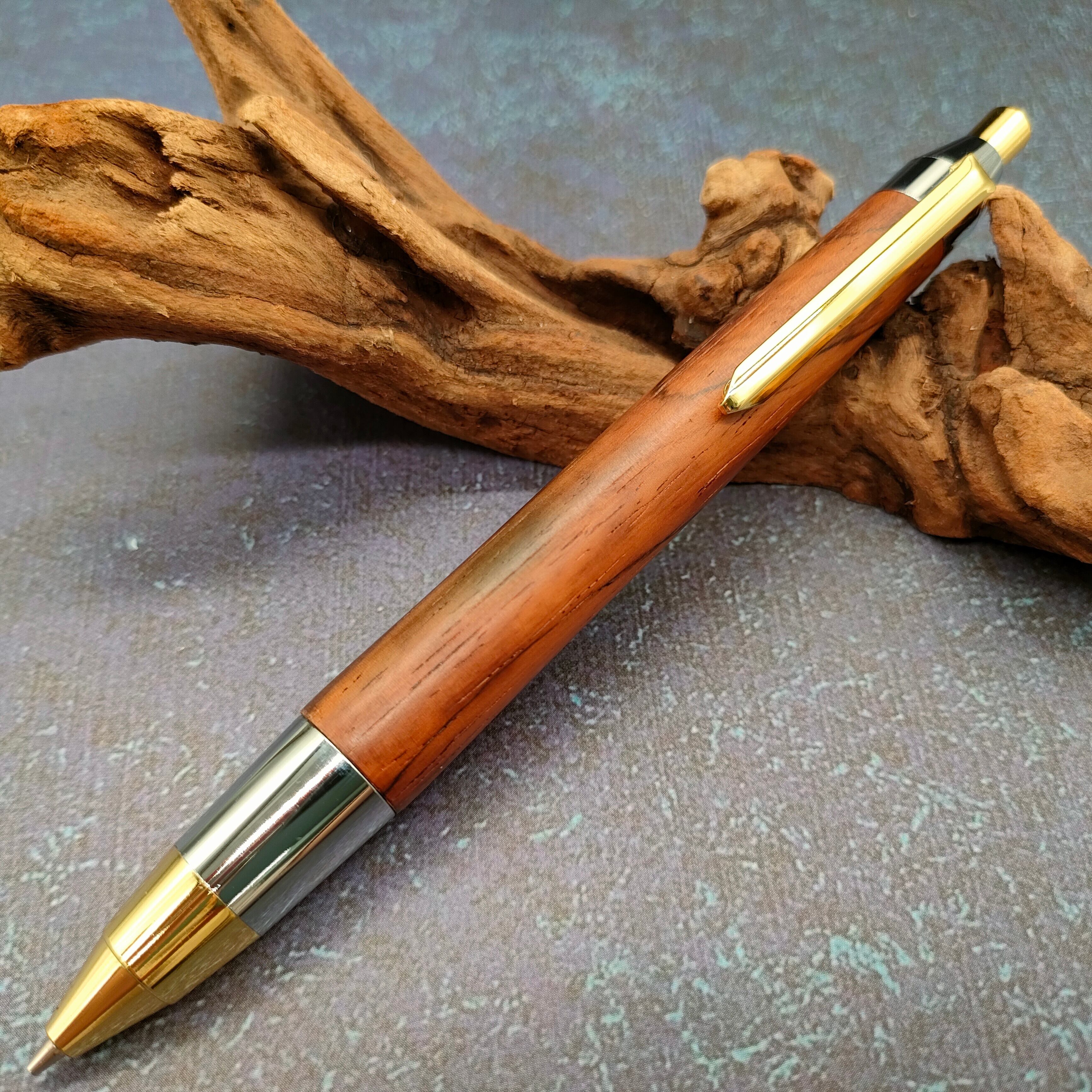 ZAWASOUオリジナル金具】木軸シャープペンシル ブラジリアンローズ