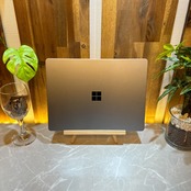 【極美品 2020年式】Microsoft Surface Laptop Go / 第10世代 Core i5-1035G1 / メモリ8GB / SSD256GB