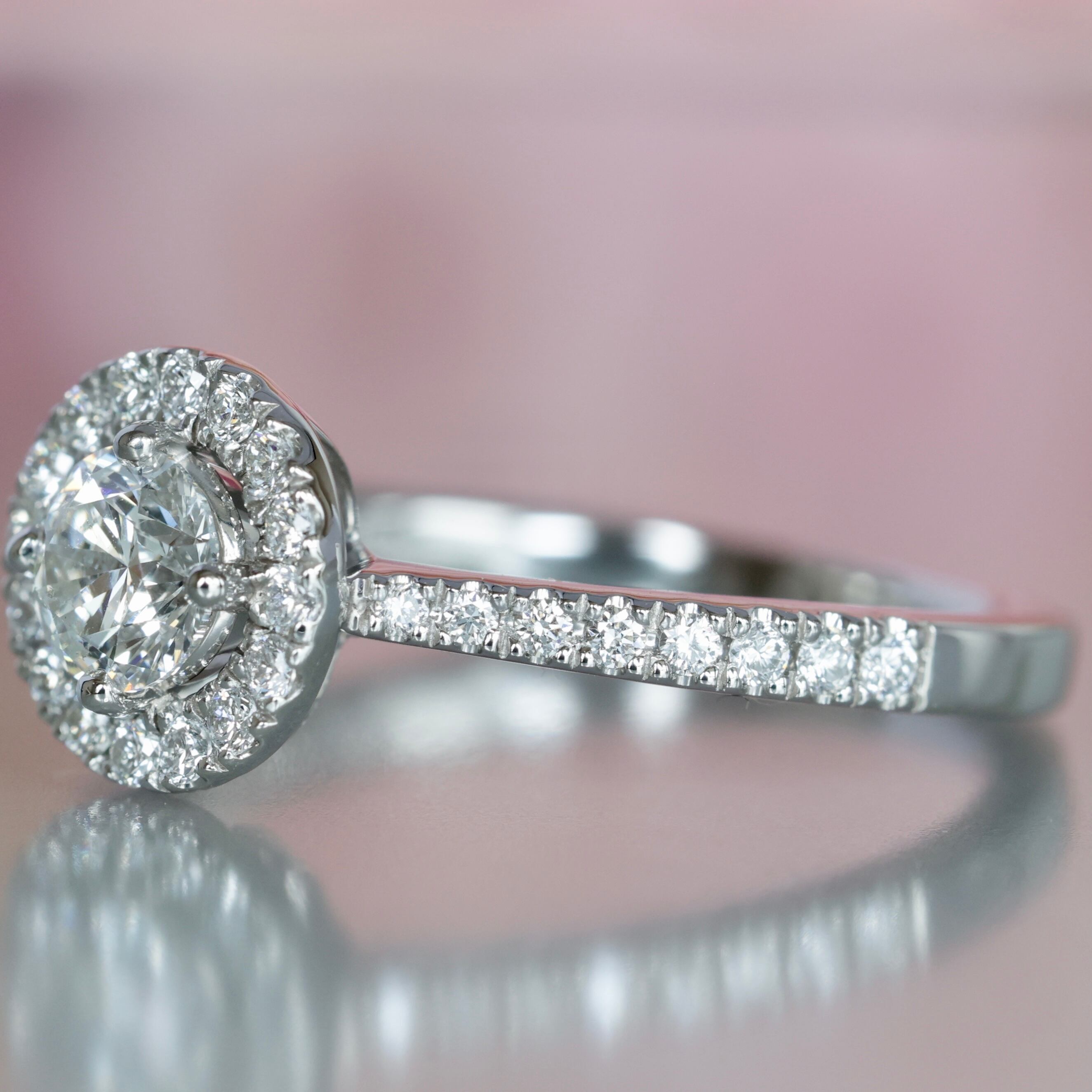 Pt900 フォーエバーマーク ダイヤモンド 0.50ct F SI2 VG 0.26ct 