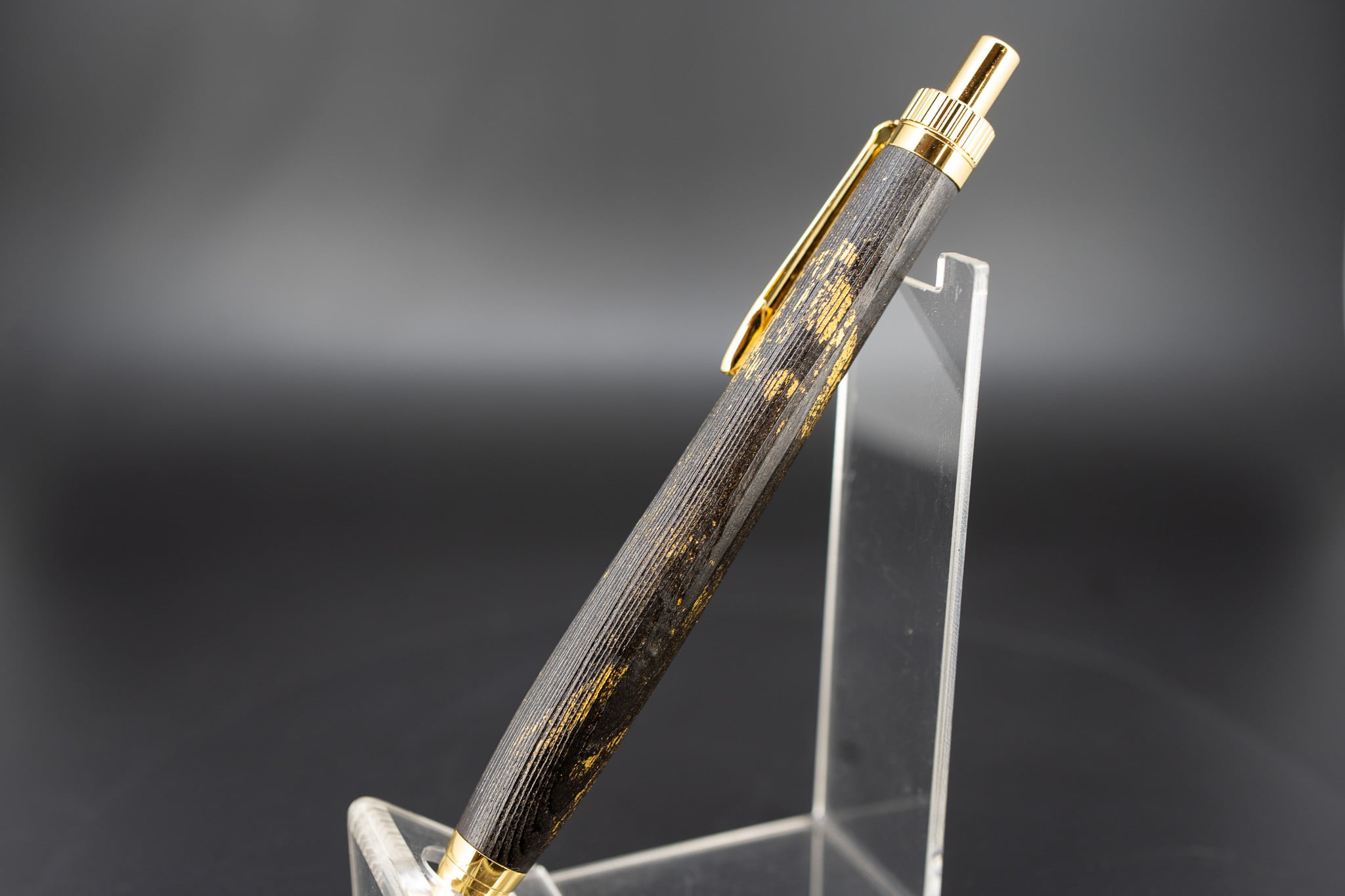 日本が誇る銘木】屋久杉 国産拭き漆 漆箔 gold BP | 木軸ペン