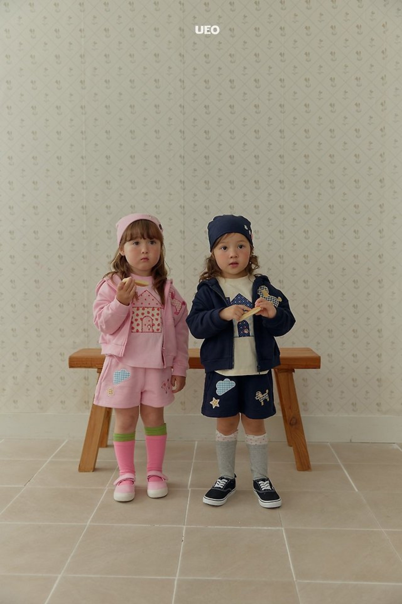 韓国子供服 / ÜEO / わんちゃんニットビーニー / 秋服 *FREE*