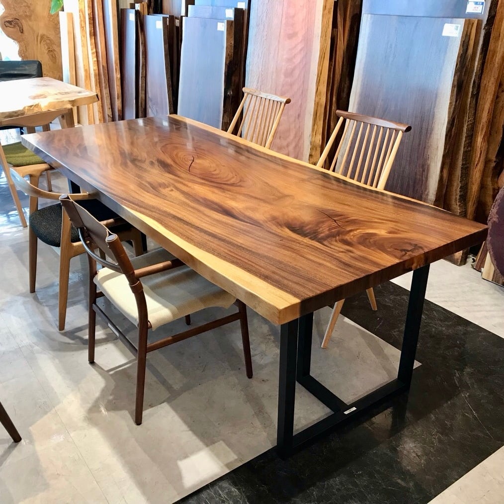 一枚板 ＊ 店舗で探す | 千年家具 - 一枚板 テーブル専門店