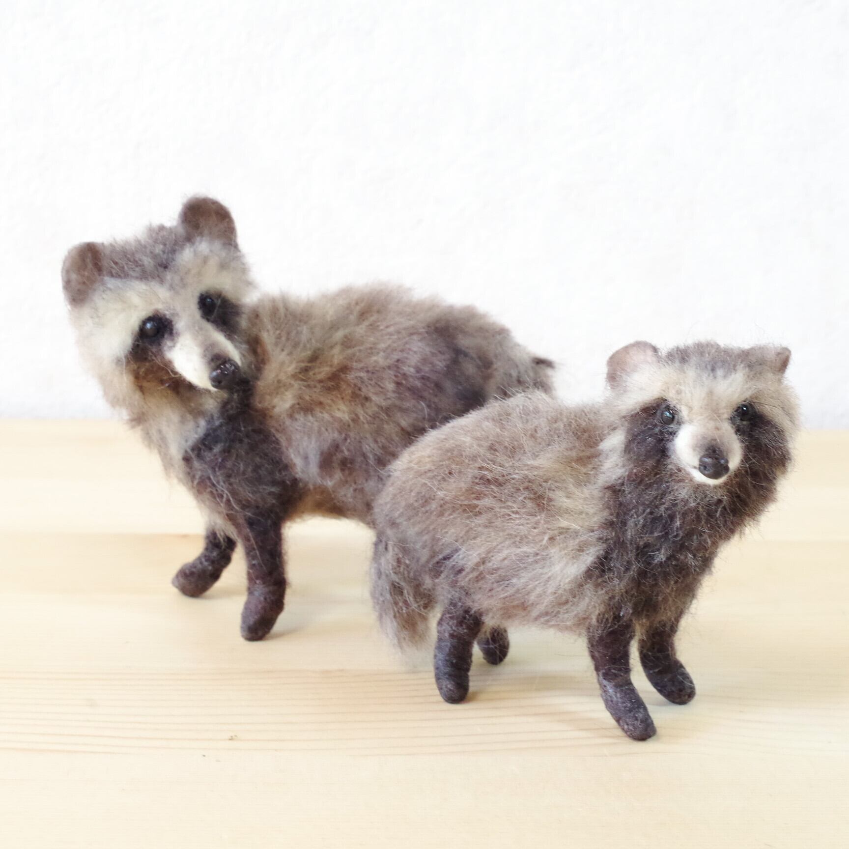 森羊のクーシャ タヌキの親子 | 木のおもちゃ専門店 おもちゃ箱