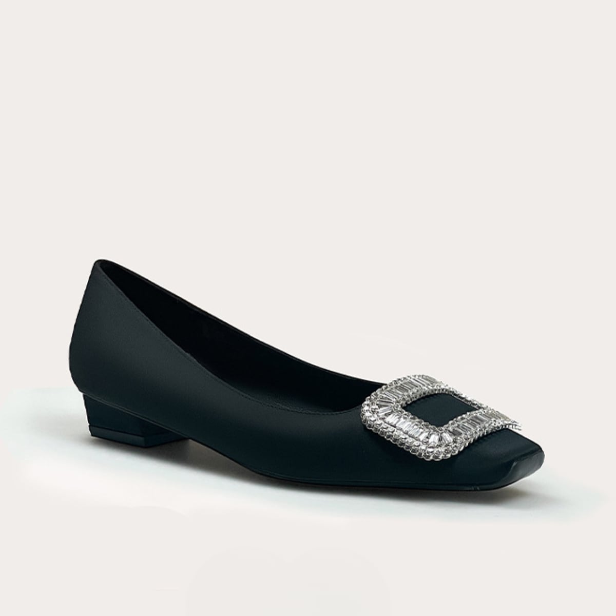 Buckle Accent Flat Shoes ch0037