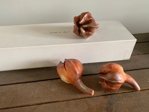 ホオズキ箸置き　緋色