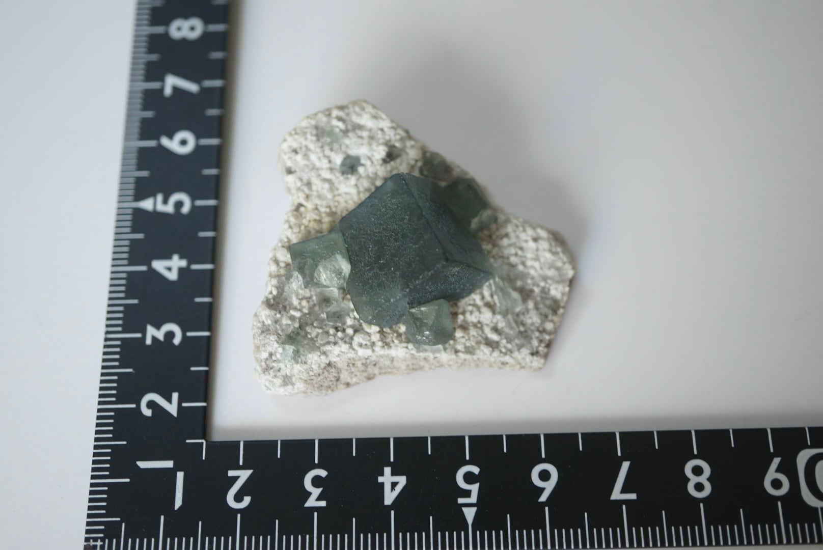 内モンゴル産モランディフローライト/クォーツ Fluorite / Quartz 1645