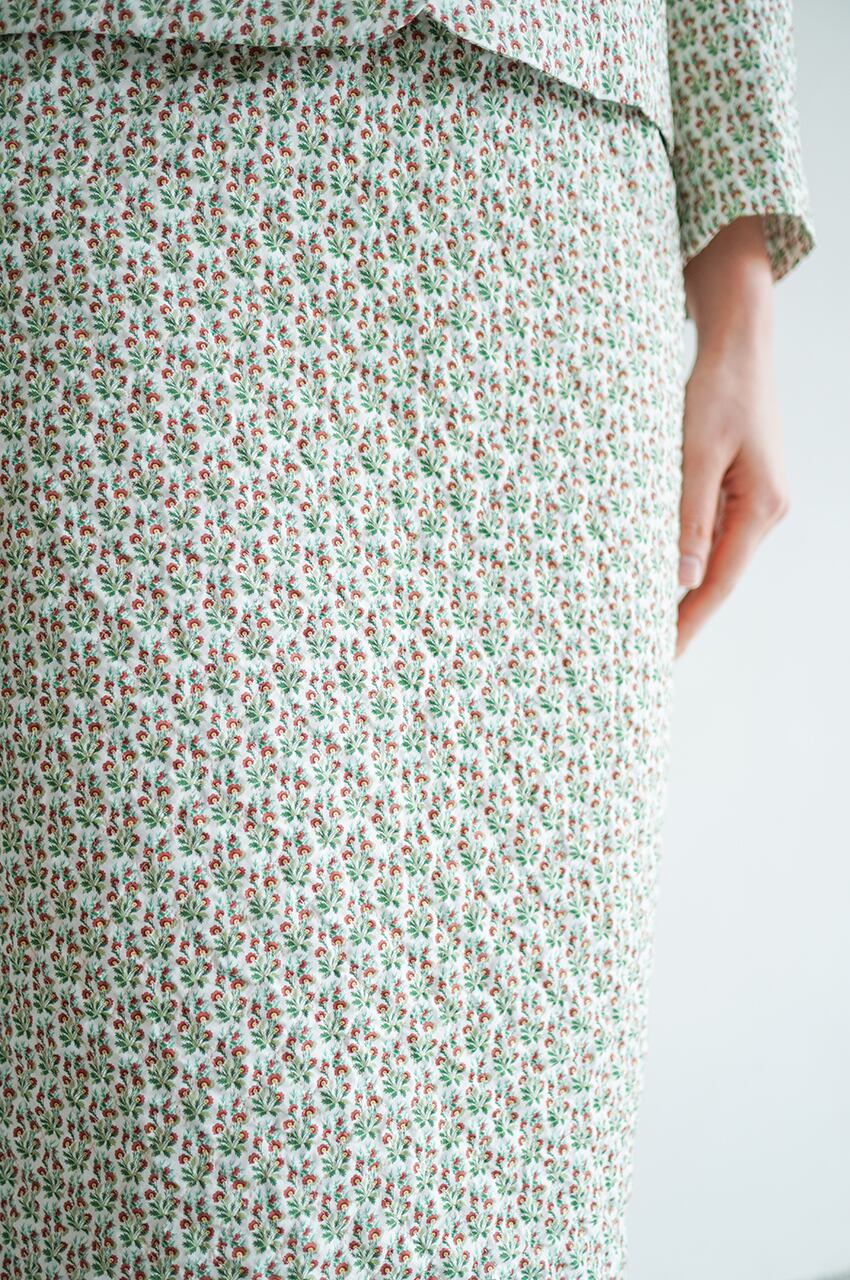 N°21 花柄タイトスカート N21フラワーペンシルタイトスカート | LA VOIE LACTÉE