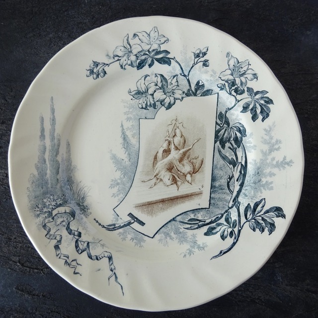 Creil et Montereau  modèle《Cartels》assiette plate (D)