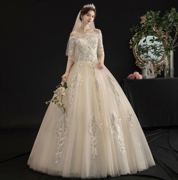 美品！ ウエディングドレス オフショルダー フェミニンなフレーム