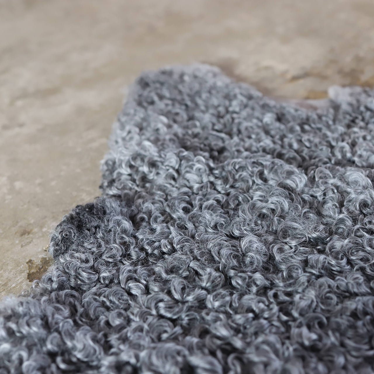 ゴットランドシープスキン ラグ Sプレミアム | アトマダ寝具店