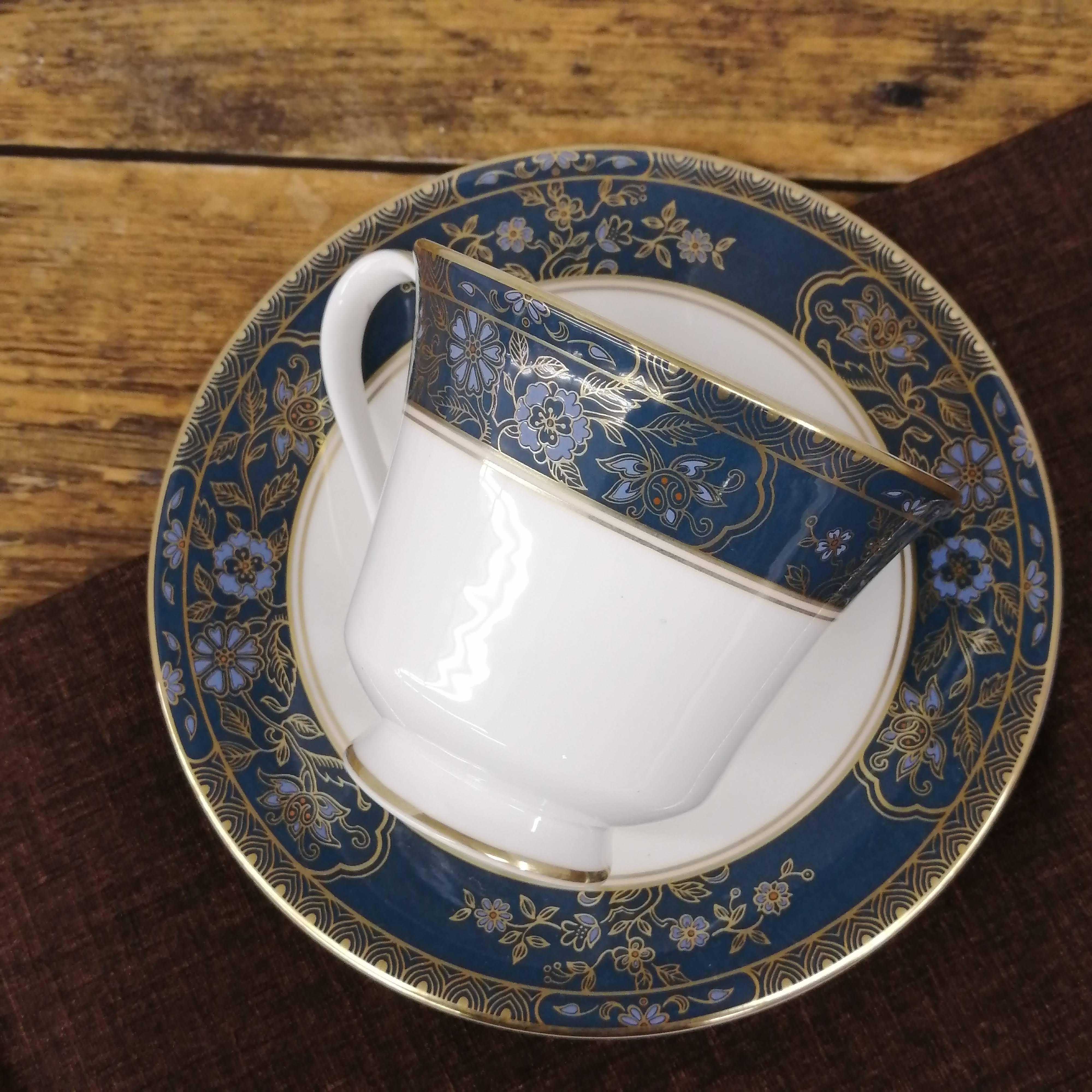 ROYAL DOULTON CARLYLE カップ\u0026ソーサ ペア