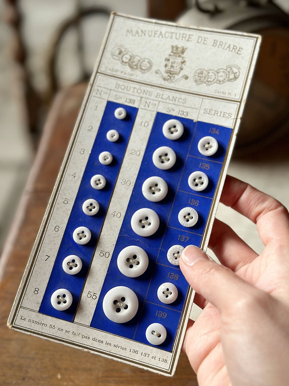 ミルクボタンシート 青の台紙 ブルー | Brocante de La Cocotte