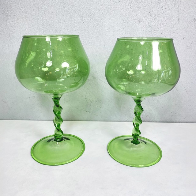 グリーンワイングラス　ステムスクリューグラス