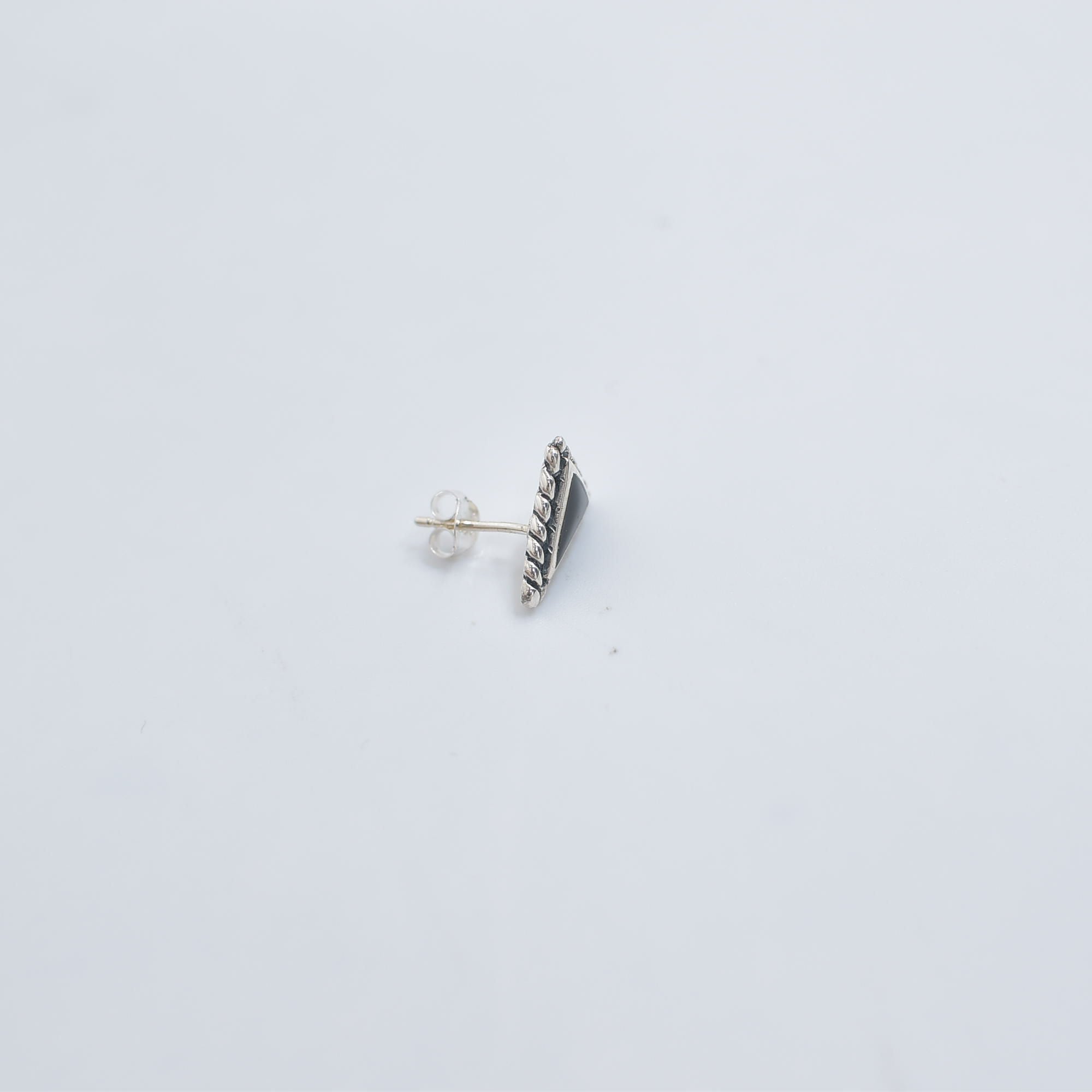 シルバー925 トライアングルデザイン スタッド ピアス silver pierce