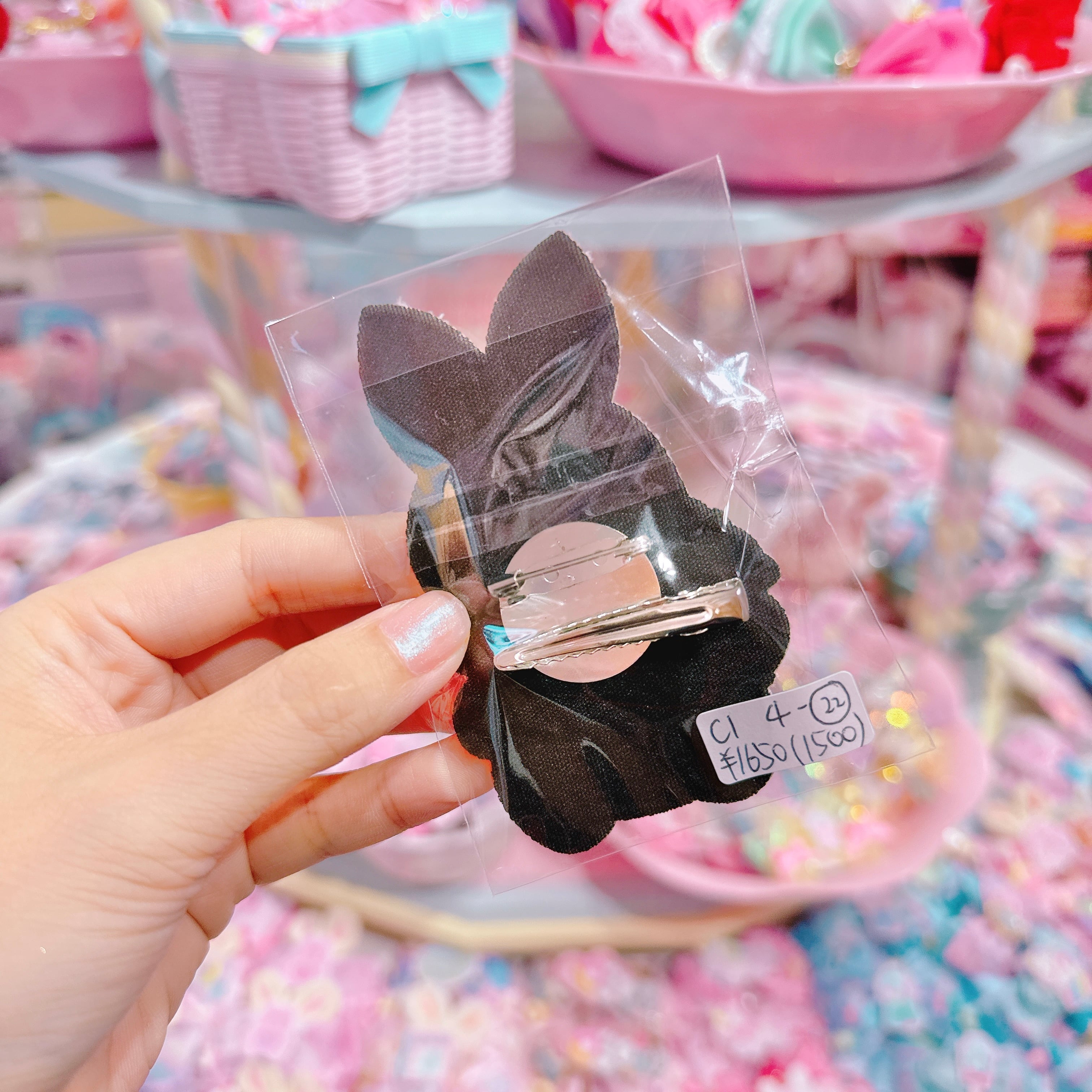 【C1】4-22クリップブローチ