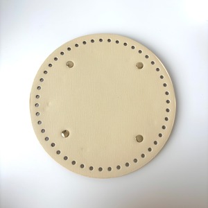 バッグ 丸型底板 リベット付き／クリーム