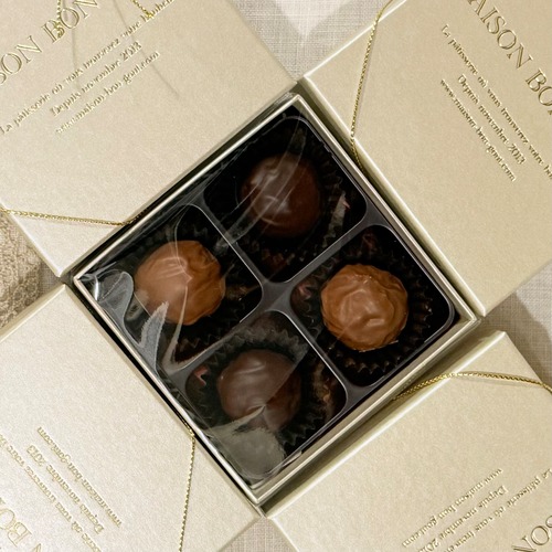 トリュフ4個入  "4TRUFFES" 画像