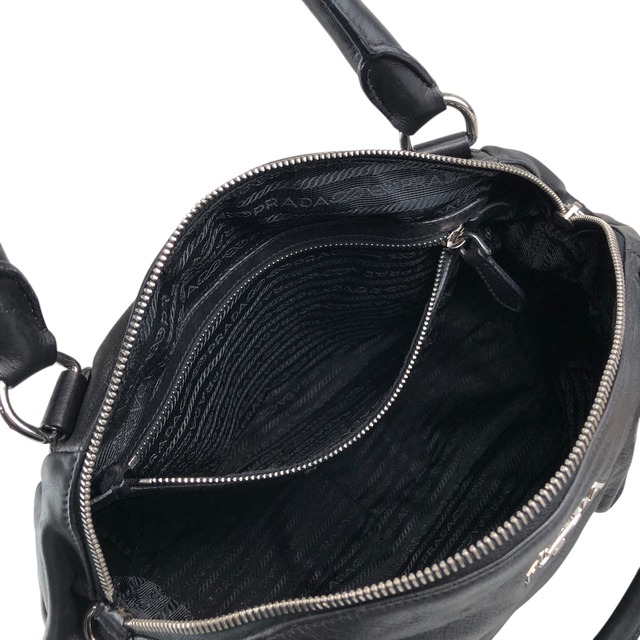 PRADA プラダ ショルダーバッグ ブラック ロゴ レザー 2way ラウンド vintage ヴィンテージ オールド 28pkhx