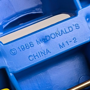 ☆ VINTAGE 1988 ☆【 McDonald's  ( マクドナルド ) 】1988年マクドナルドミールトイ 『 Garfield in 4-wheeler（ガーフィールド イン フォーウィラー）』〜ジープに乗ったあいつ(笑)〜 / ミールトイ / ハッピーミール 〚アメリカン雑貨 アメトイ〛