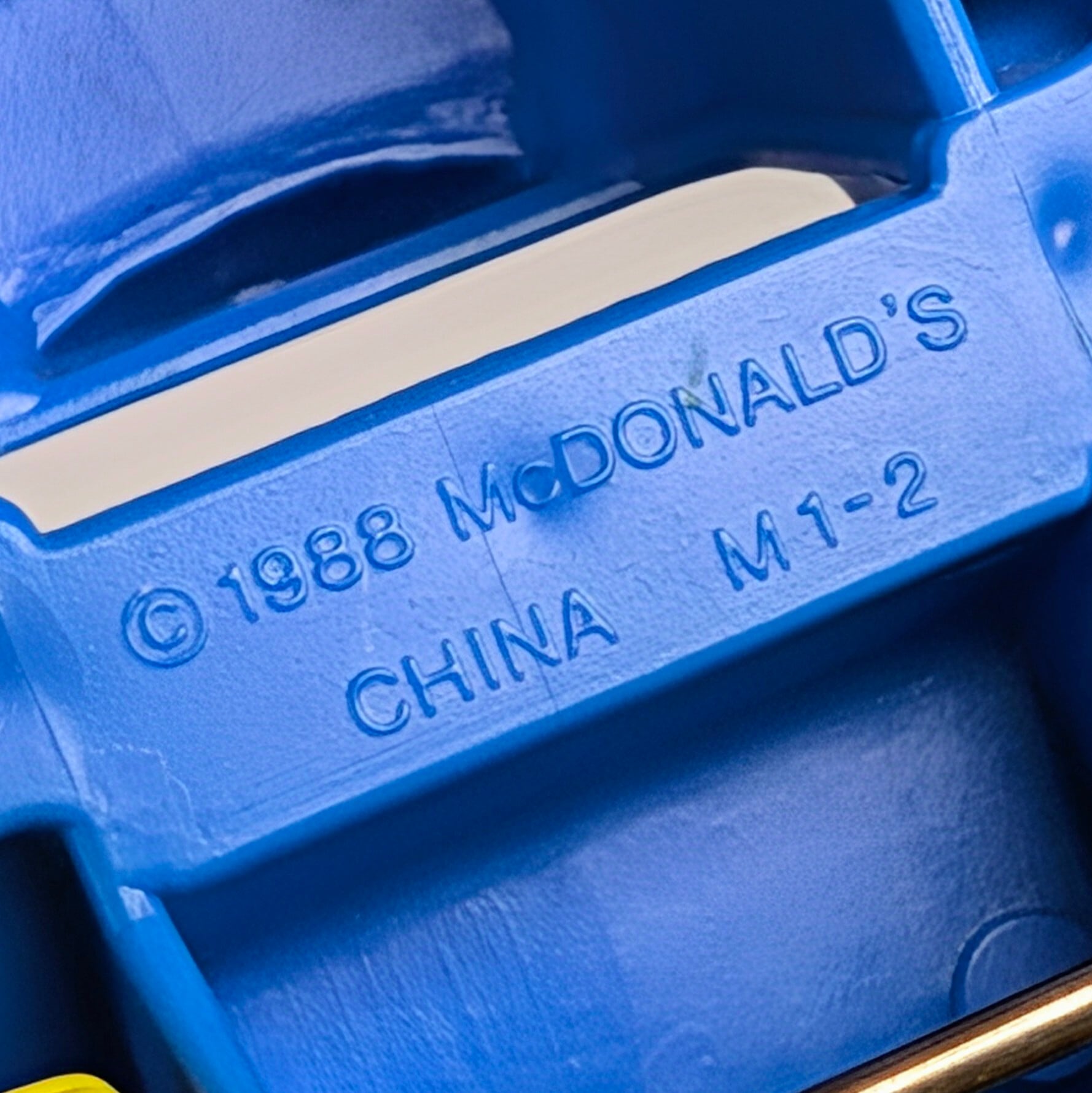 ☆ VINTAGE 1988 ☆【 McDonald's  ( マクドナルド ) 】1988年マクドナルドミールトイ 『 Garfield in 4-wheeler（ガーフィールド イン フォーウィラー）』〜ジープに乗ったあいつ(笑)〜 / ミールトイ / ハッピーミール 〚アメリカン雑貨 アメトイ〛