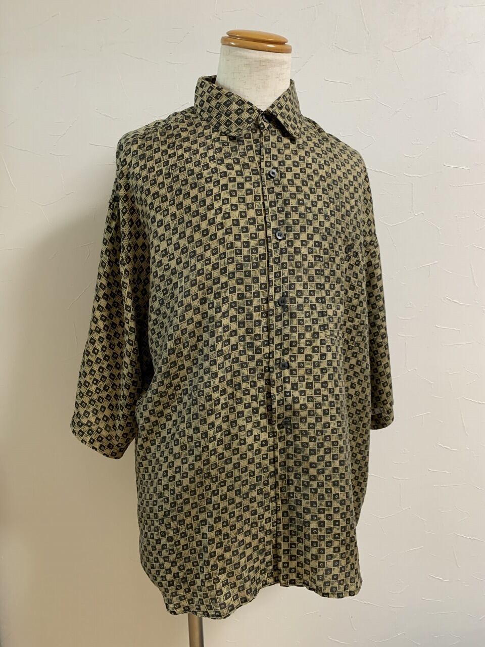 1980～90's Silk Big Silhouette Patterned Half Sleeve Shirt