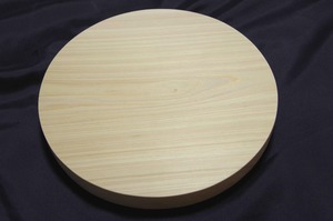 丸いひのきまな板 オイル仕上げ　250×250×30mm 一枚板