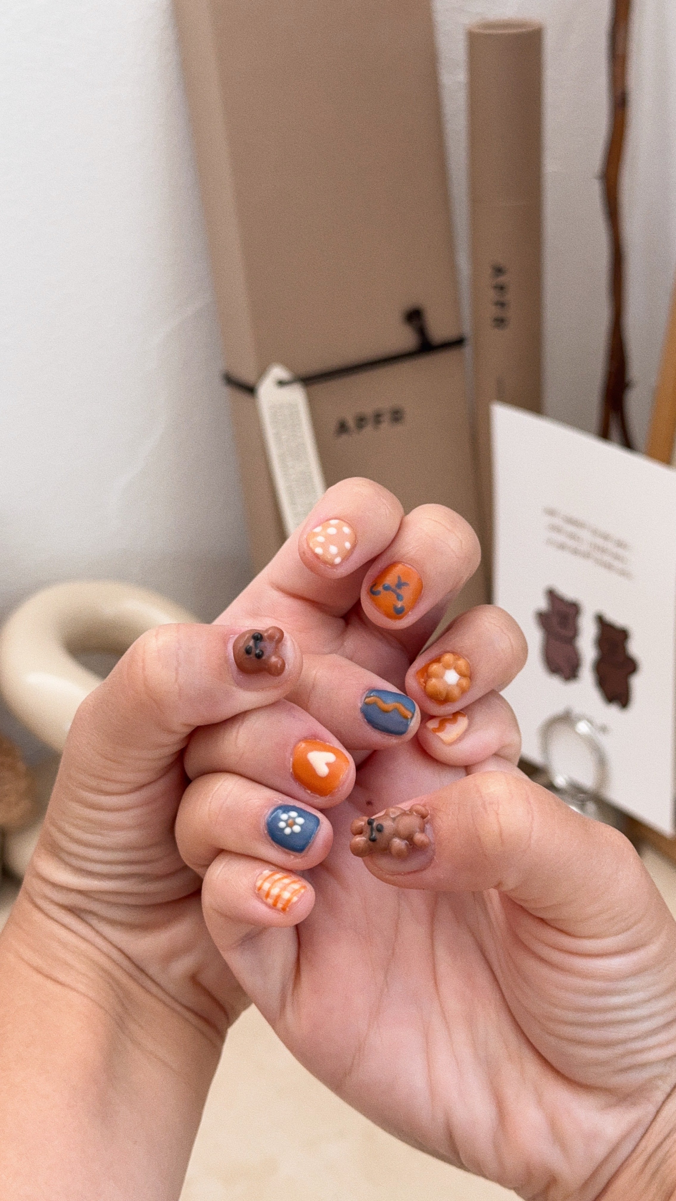 nutsくんのネイルパーツ | ARĀM creations