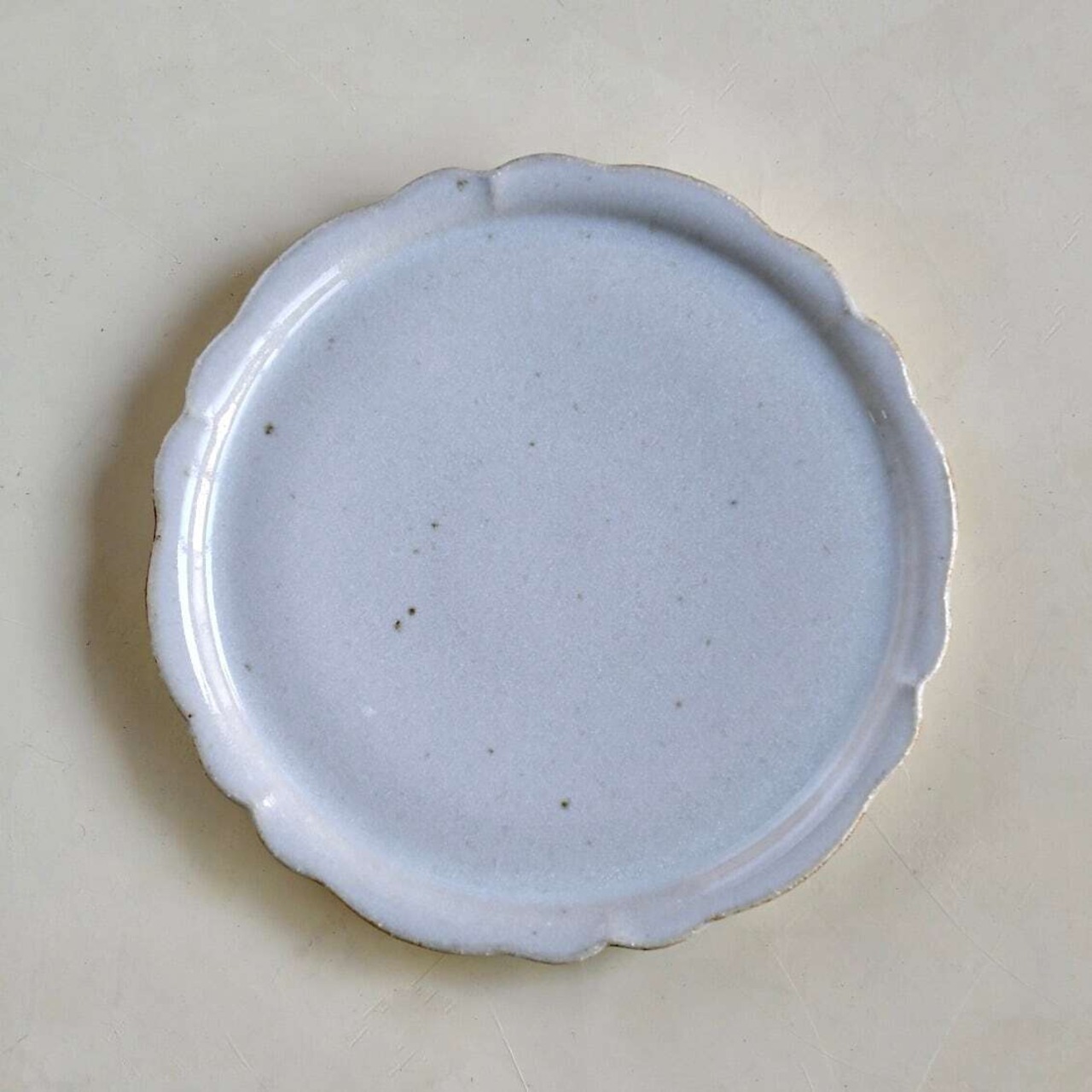 【たくまポタリー】7寸プレート 輪花［2104700000174/181］・画像3