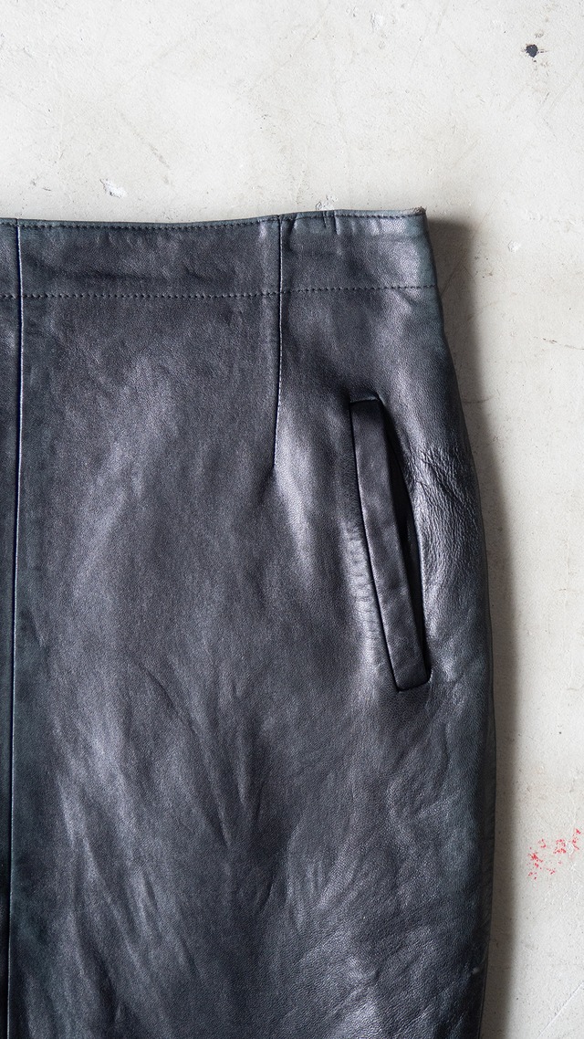 "RELY" 1980s Leather skirt