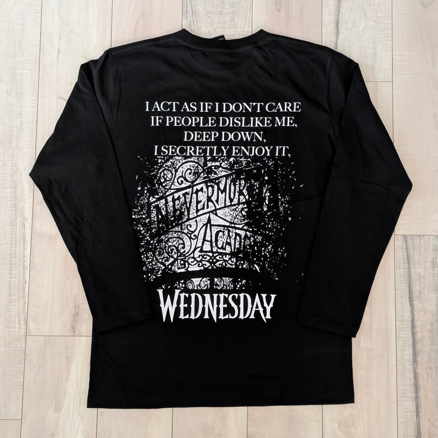 【 Wednesday / ウェンズデー 】クセ強ダンスver. ロングTシャツ / ADAMSFAMILY / ジェナ・オルテガ 〚アメリカン雑貨 アメトイ〛