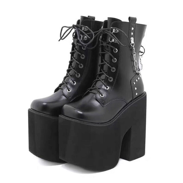 【26.5cmあり】リベットゴシック厚底ショートブーツ17cm