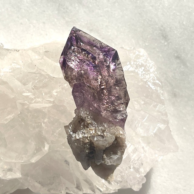 【超美石】【レア】ジンバブエ産　シャンガーンアメジスト（スーパーセブン）　1304