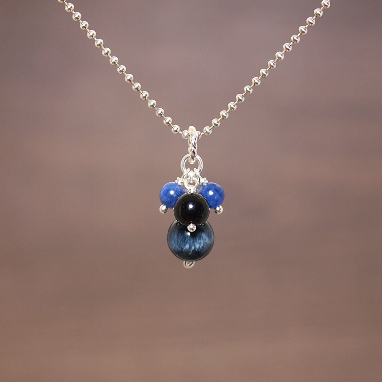 ブルータイガーアイ＋オニキス＋ソーダライトペンダントトップ