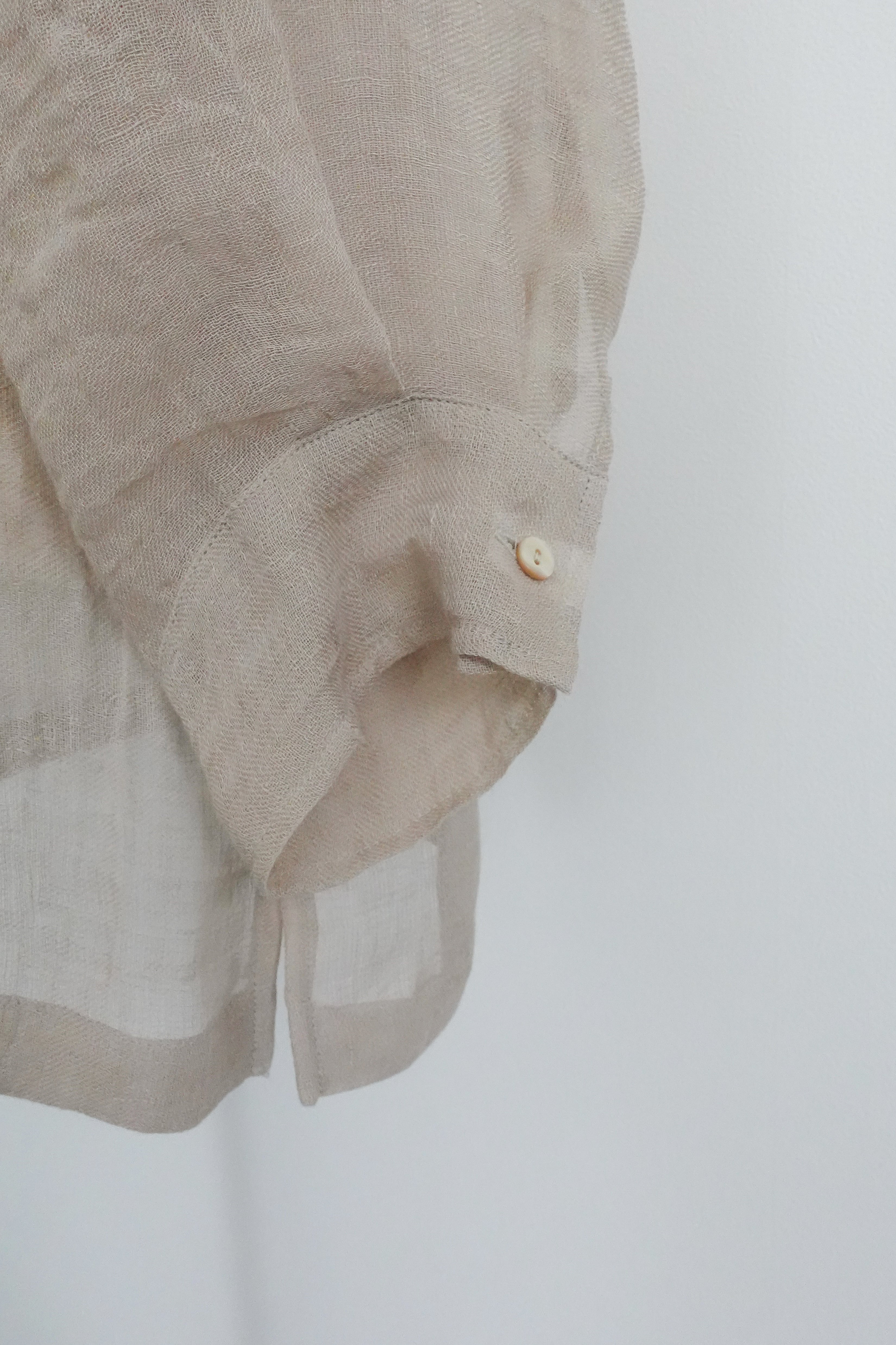 ERiKOKATORi】linen gawze shirts/NATURAL | TOLMA.