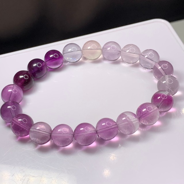 A18.透明度有り♪パープルグラデーションフローライトブレスレット