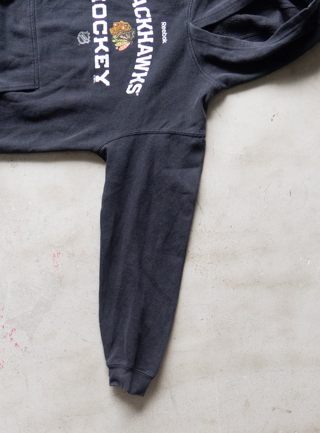 "Reebok" used Chicago Blackhawks hoodie