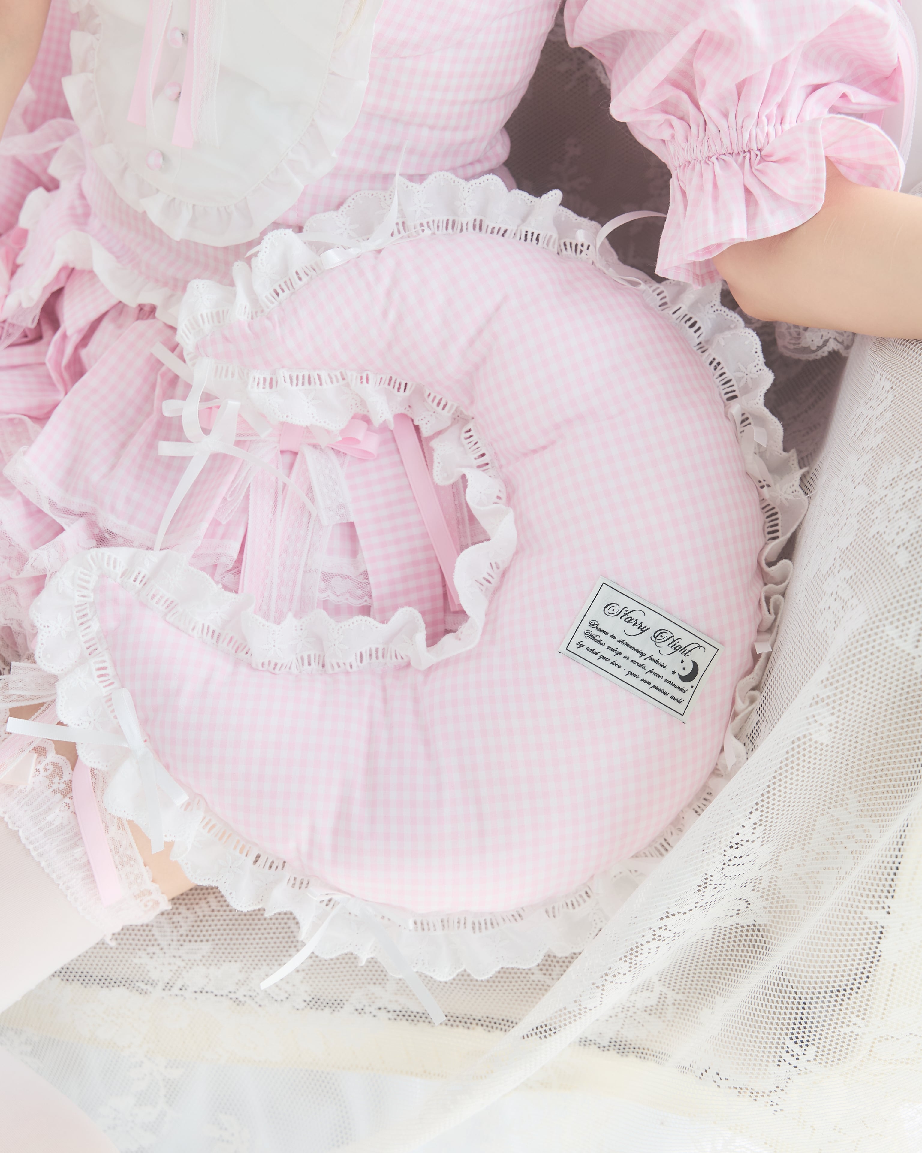 Starry⭐︎ムーンクッション | lilLilly official webstore