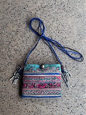 Miao tribe／Vintage textile shoulder bag