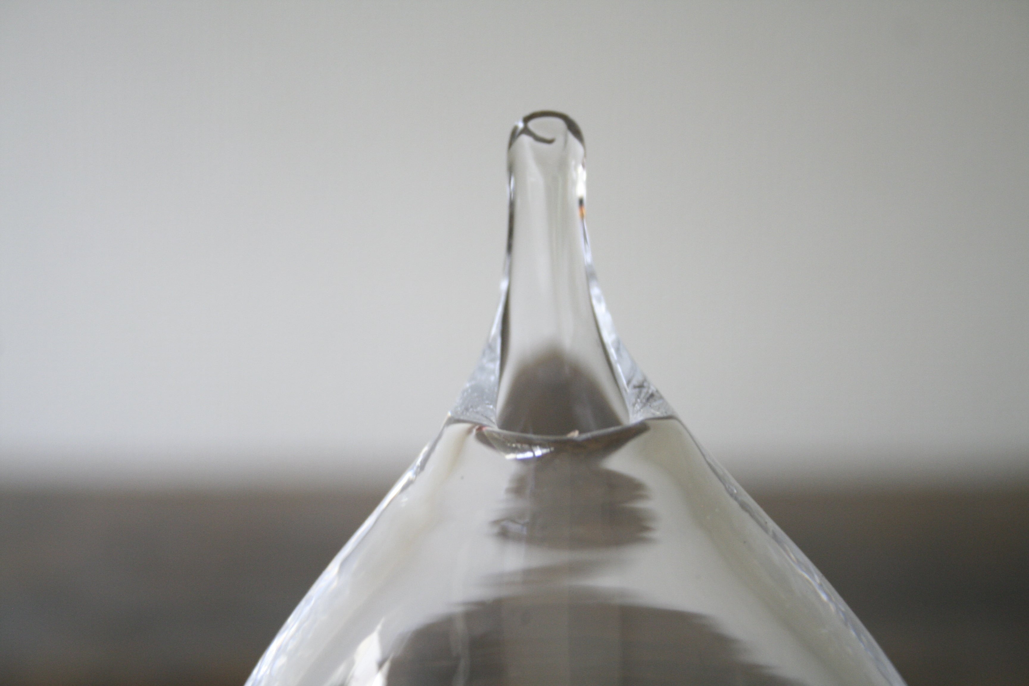 花器(高さ 9 cm) 雫花器 クリア S | TSUNE;田中恒子の器