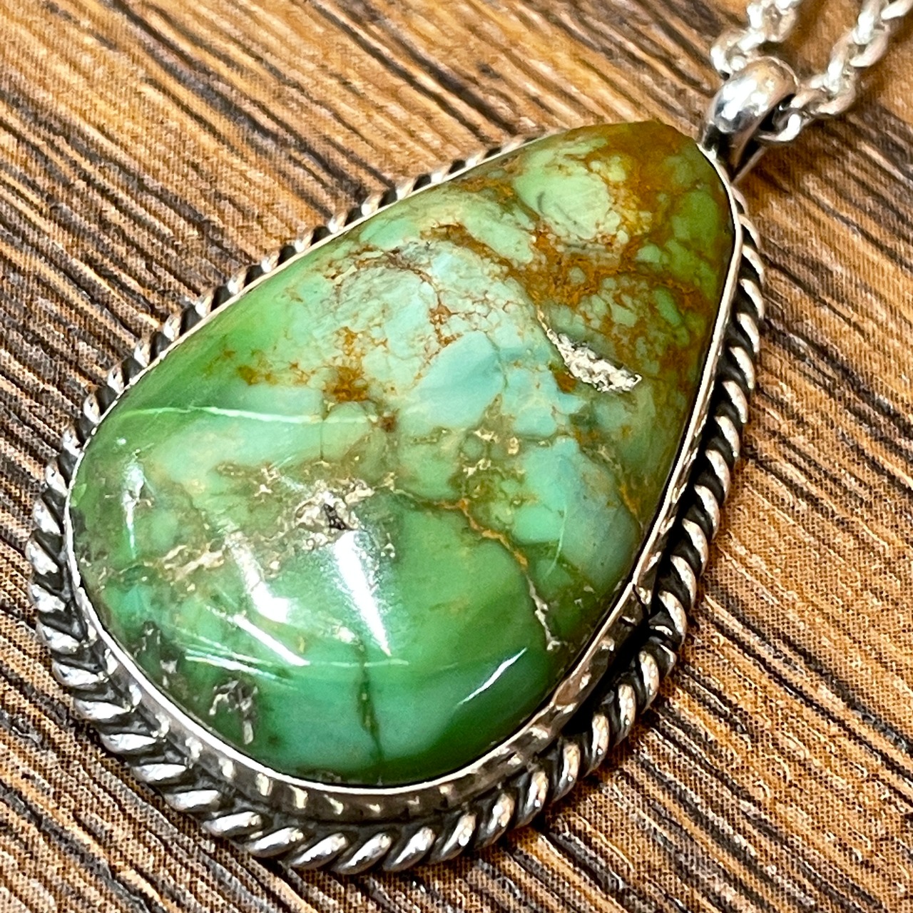 ナバホ族 RG ロイストンターコイズ TOP (45cmシルバーチェーン付き) - 1