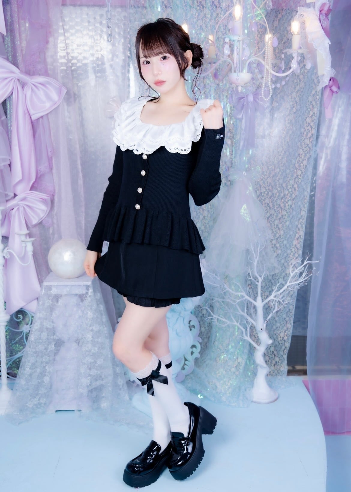 frill collar peplum knit
