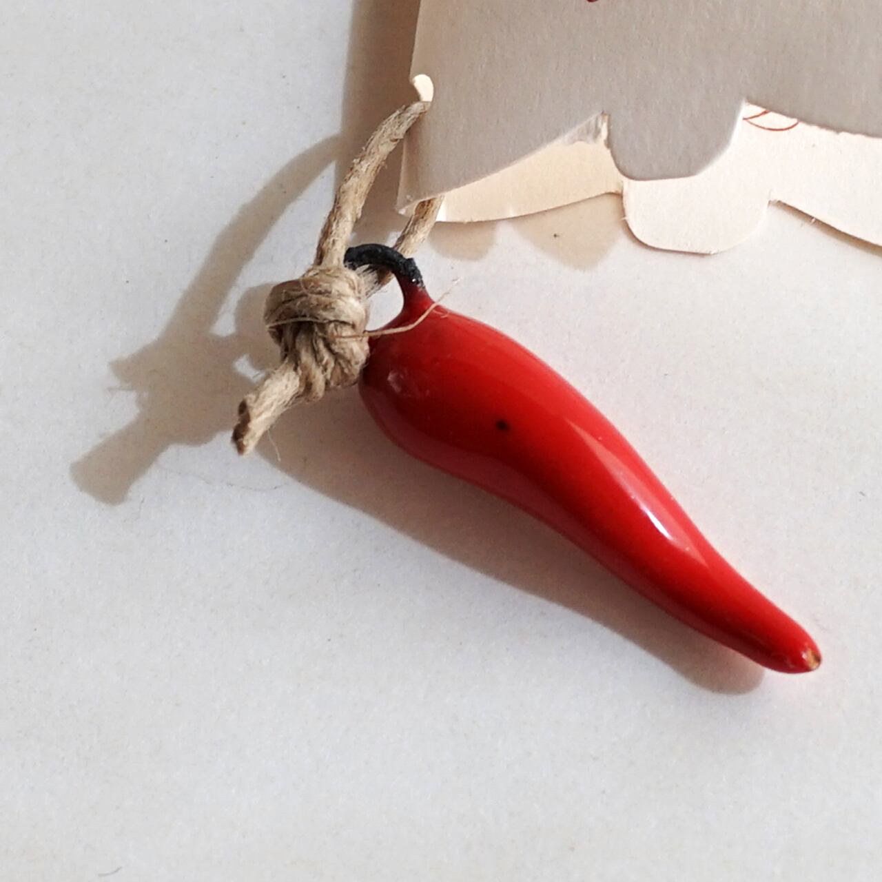 横浜で味わう本格ナポリピザの魅力 【ワインホルダー】ナポリの幸運の