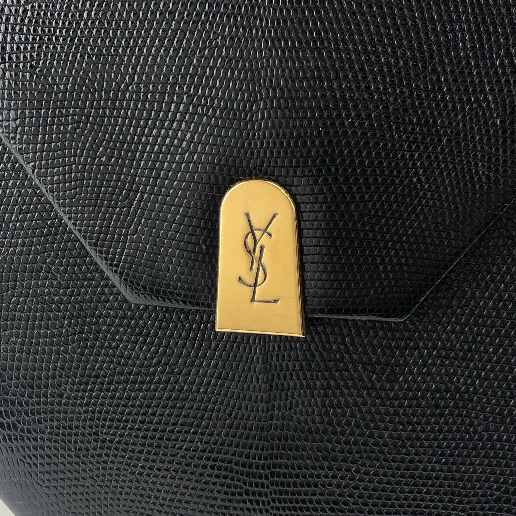 Yves Saint Laurent イヴ・サンローラン ショルダーバッグ ブラック