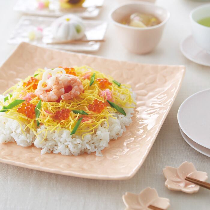 sakura(さくら)大皿 25cmプレート ピンク 可愛い食器 春のうつわ 花柄食器【日本製】