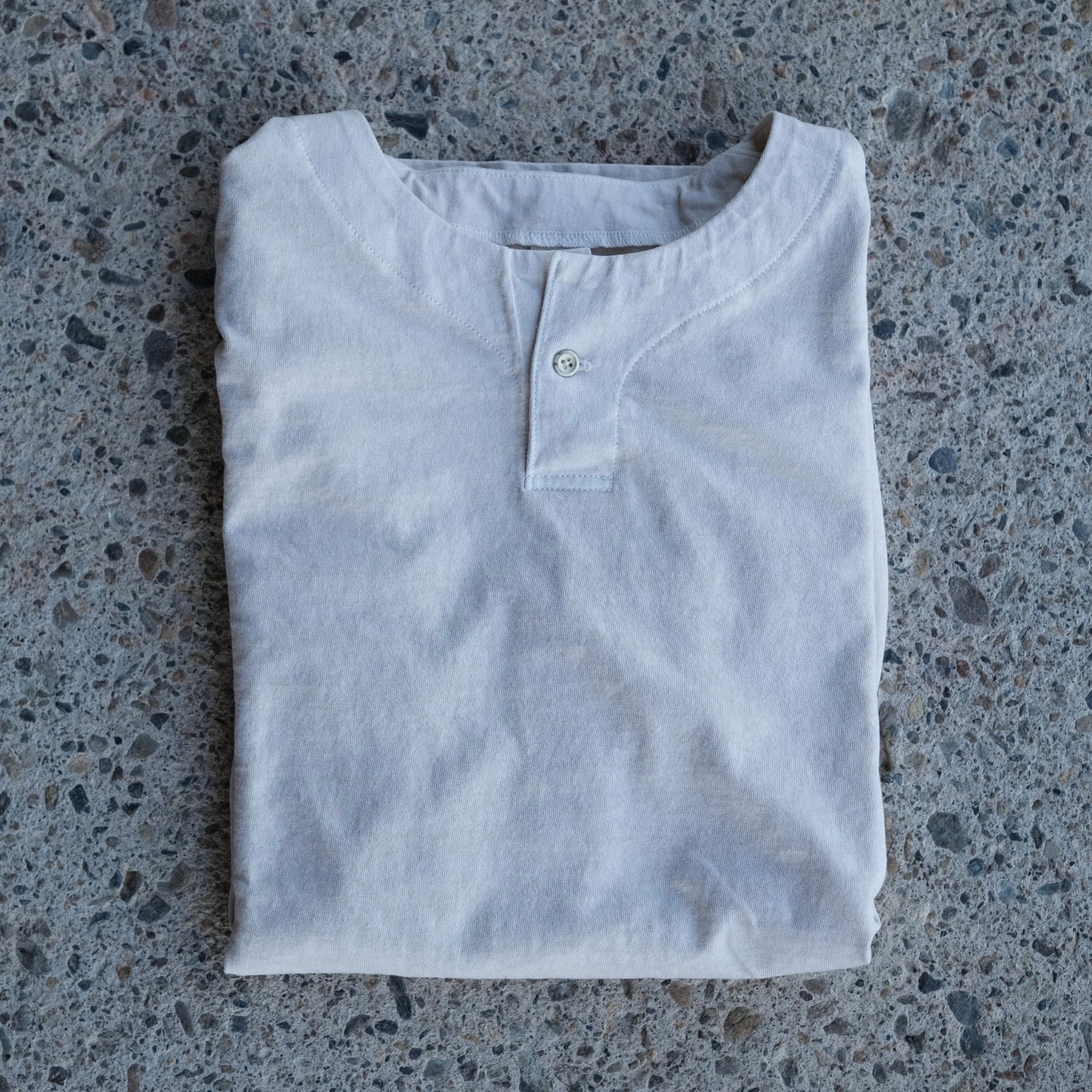 【Jackman】 Henleyneck T-Shirt Fade Ivory