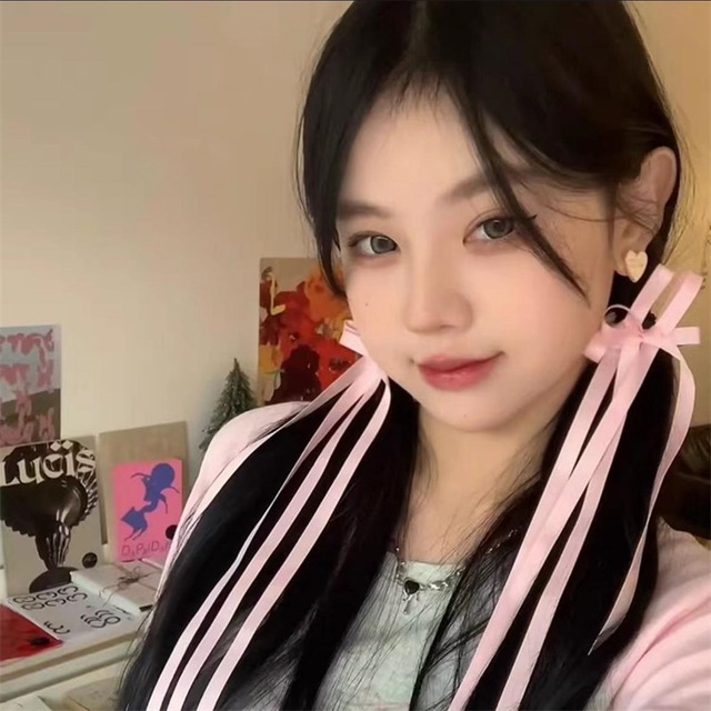 佳芯 リボンヘアクリップ 선물