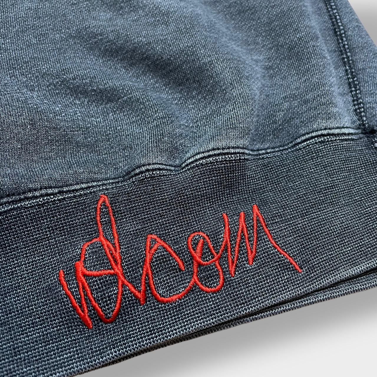【VOLCOM】パーカー プルオーバー 刺繍 袖ロゴ プリント ラグランスリーブ 切替 フーディー スウェット hoodie ダークグレー L ボルコム US古着
