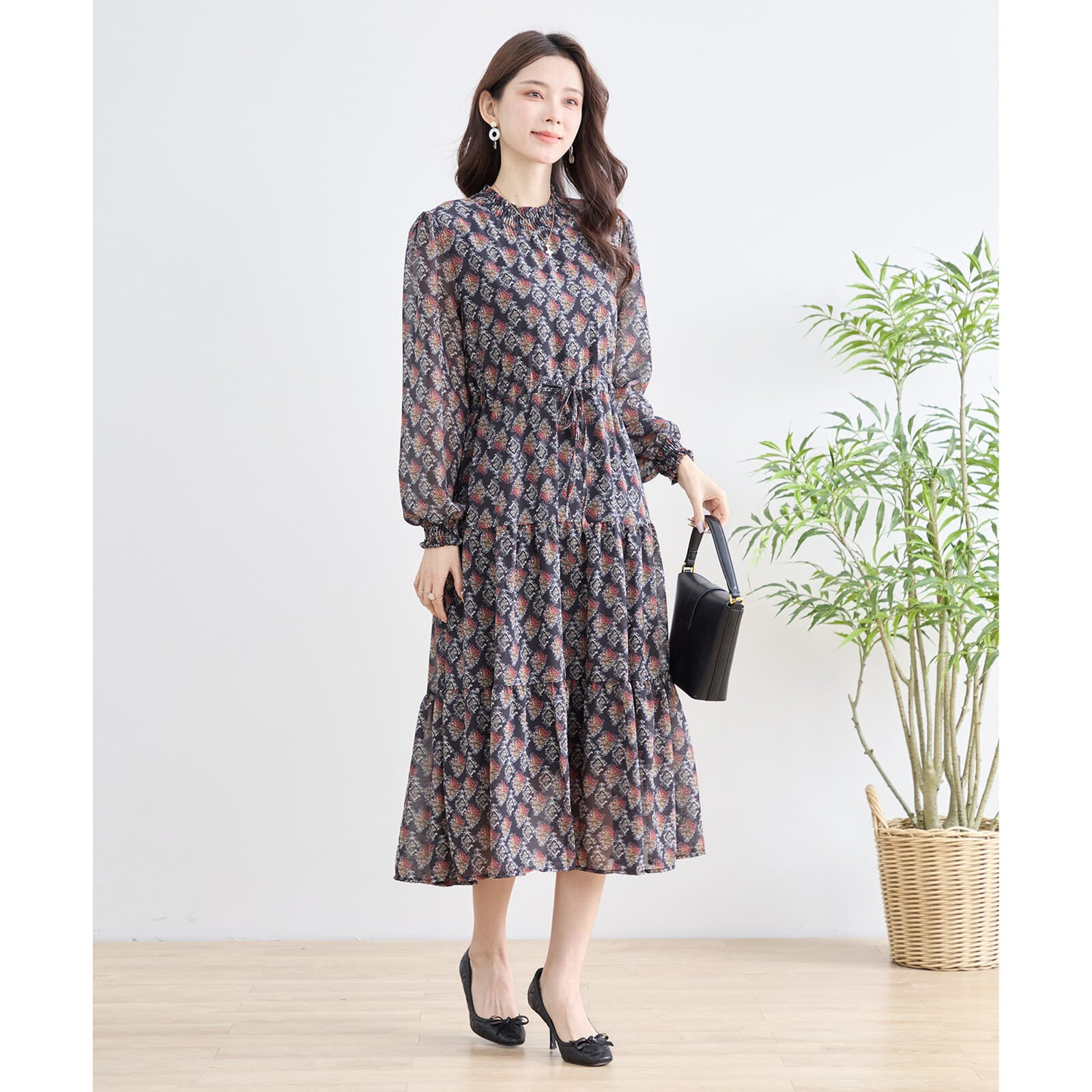 TRUBE】【M〜L】オリエンタル柄シフォンワンピース(N82-150) | an